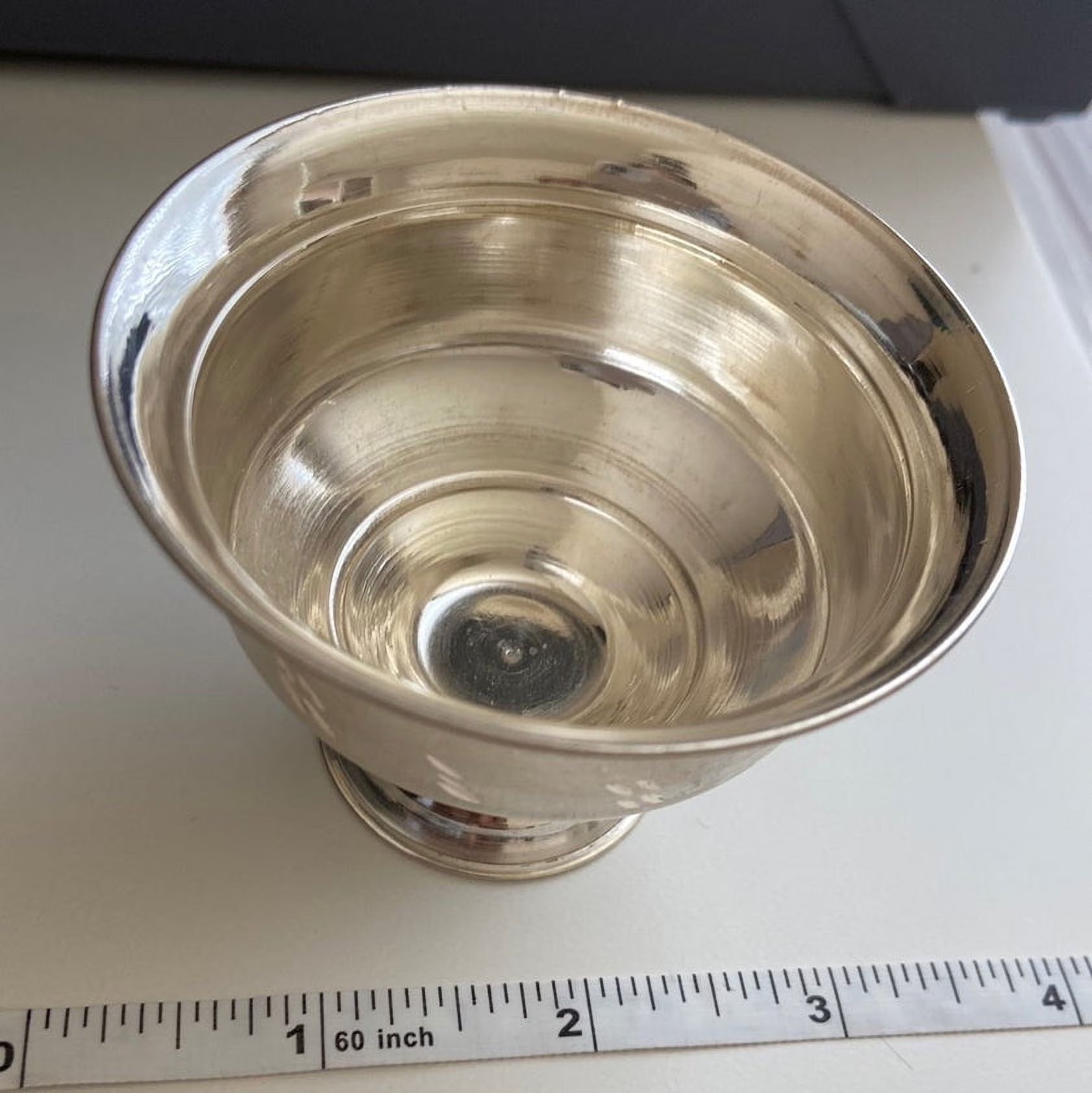 Pure Silver Bowl With Base 25g R6588
