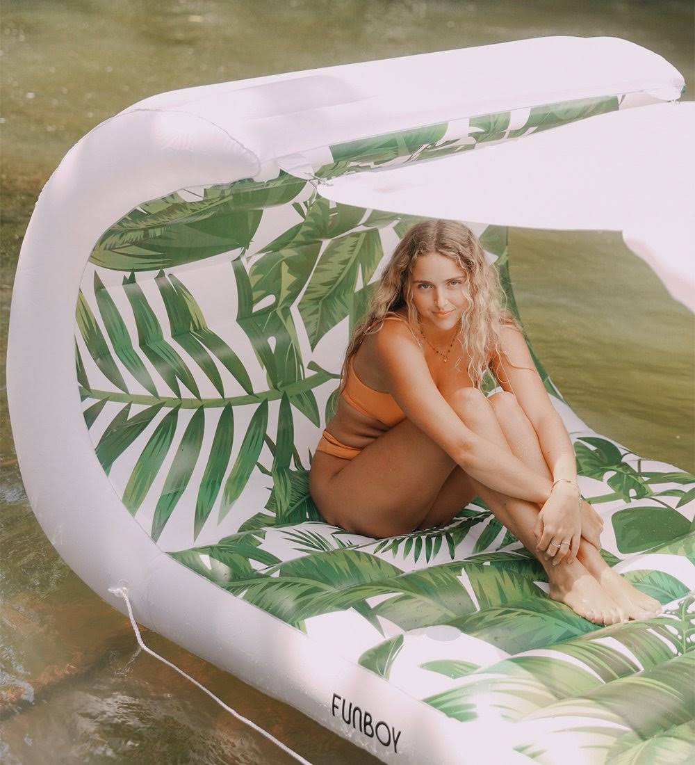 Tropical Bali Cabana R38514
