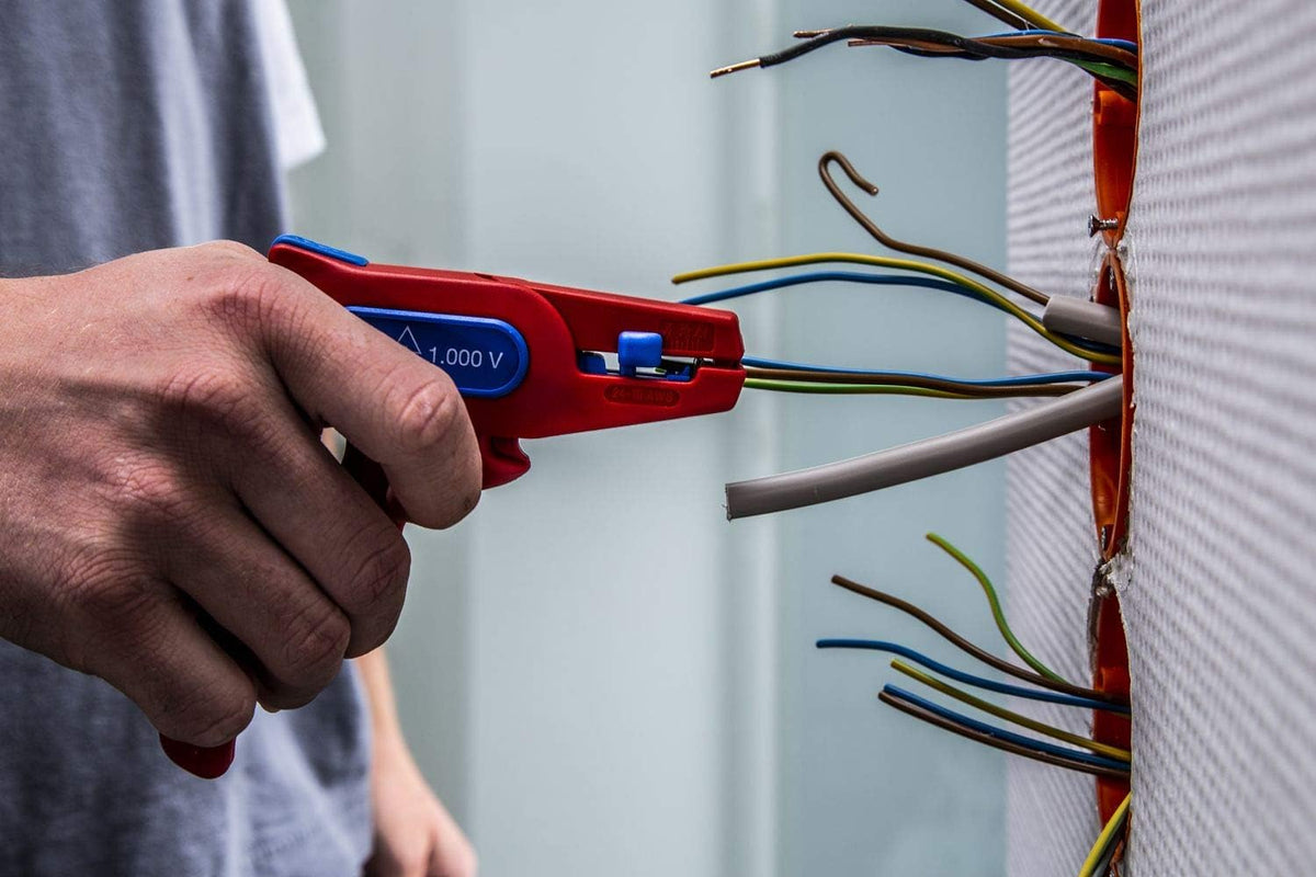 Automatic Wire Stripper for round cables 24-10 AWG (0.2-6 mm²) red T7667