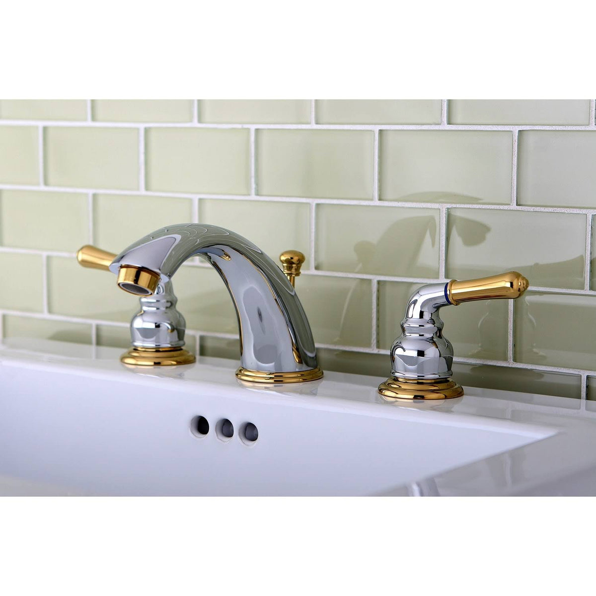Polished Chrome Widespread Bathroom Faucet T32081