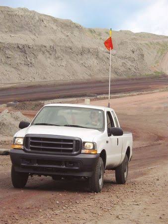 8 Ft Warning Whip with Flag N772
