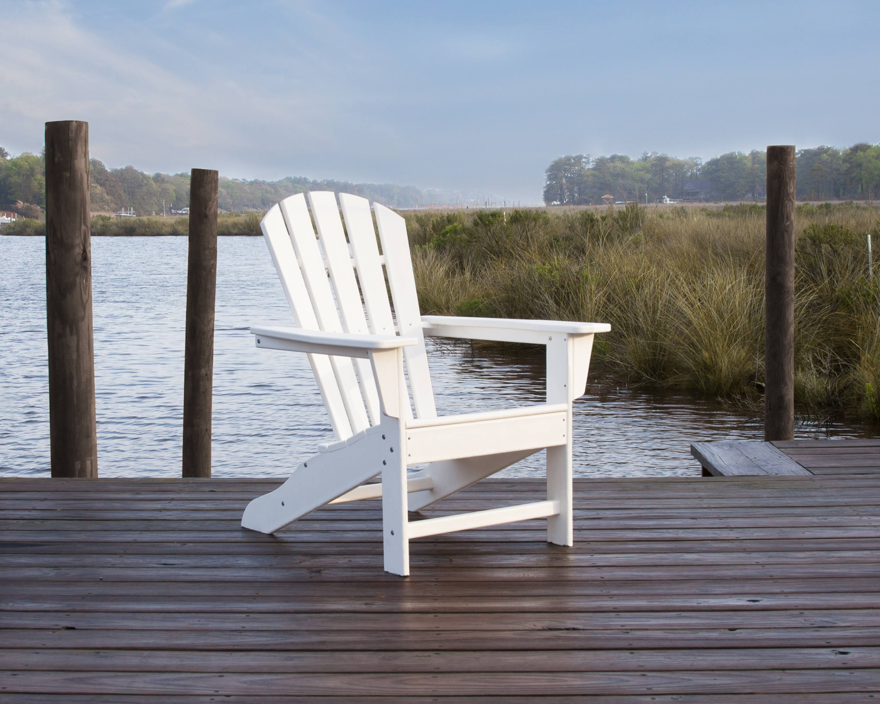 White Adirondack Chair D241609