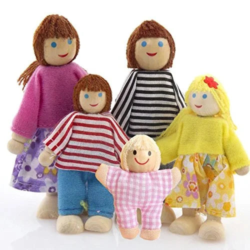 Wooden Dolls Playset Set of 7 People with Dog I5922