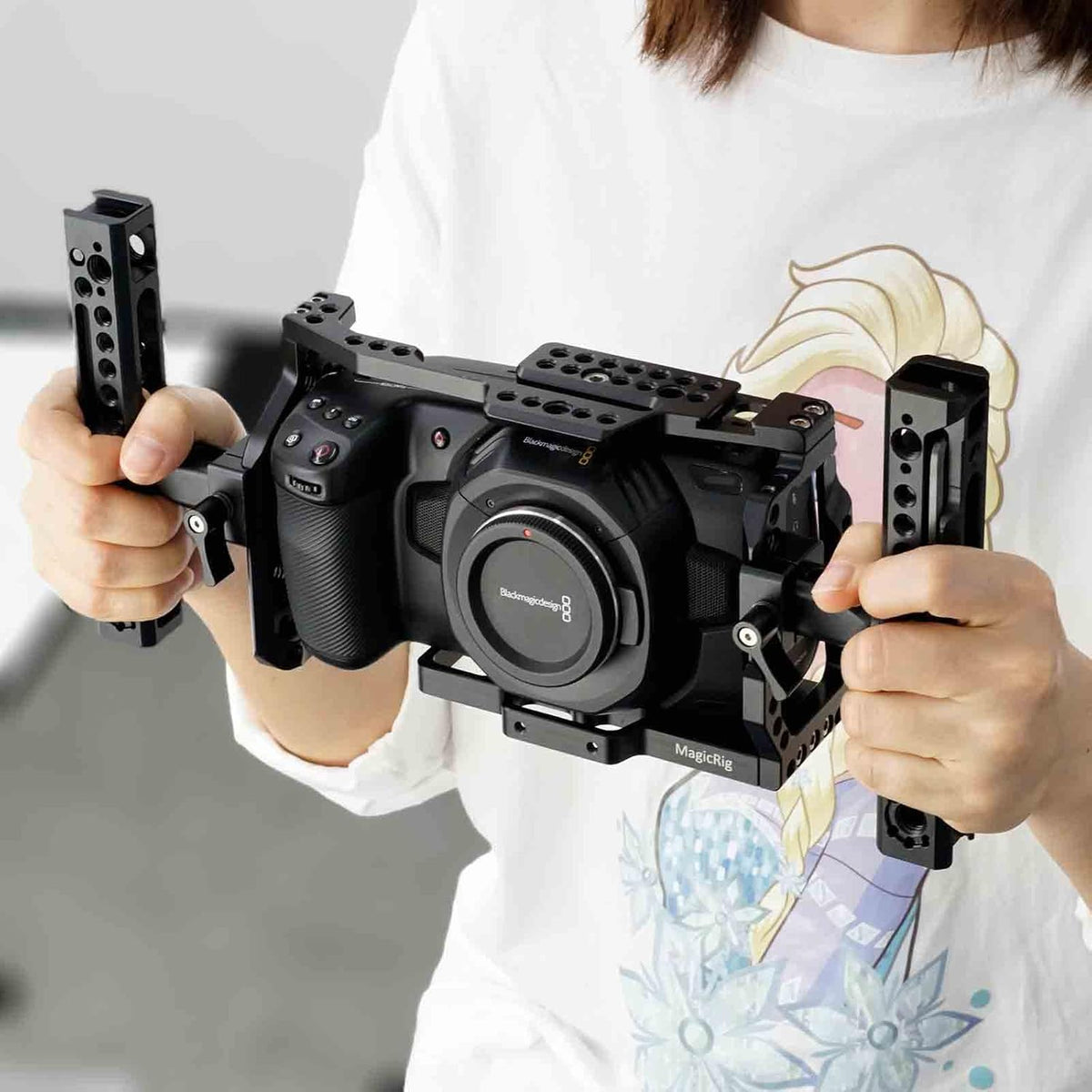 Camera Cage with NATO Top Handle U733293