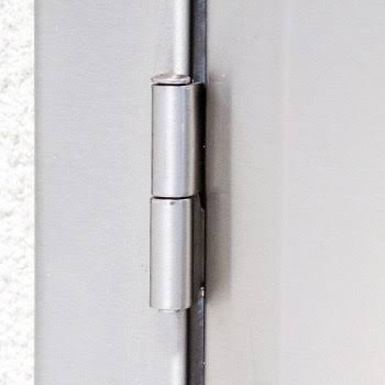 Mini Vertical Door Grill E51307