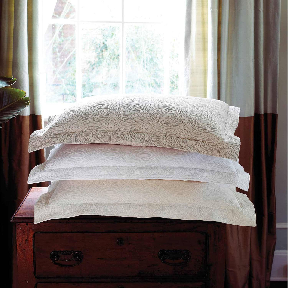 White California King Coverlet F257086