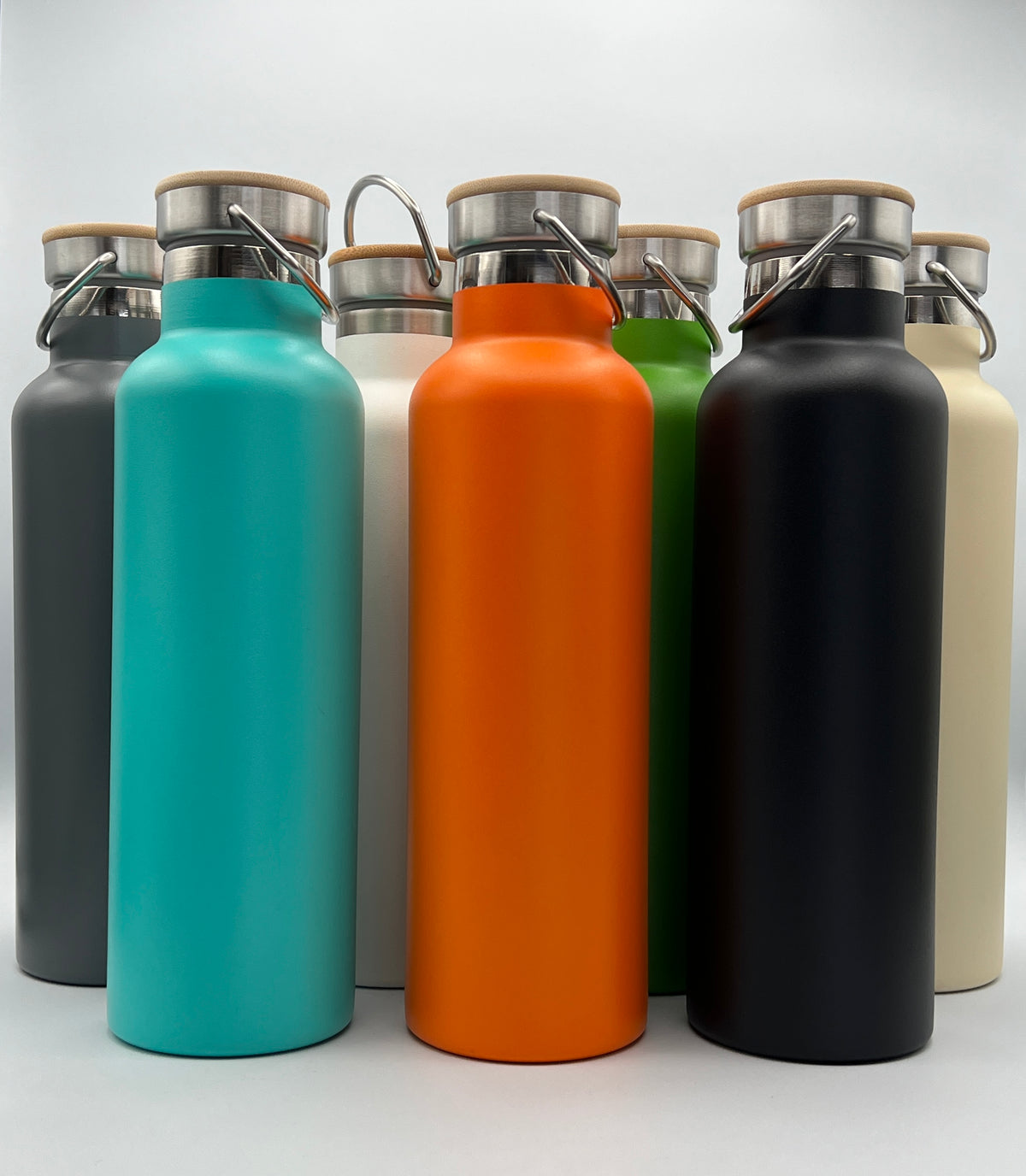 Stainless Steel Sports Water Bottles 25oz White F8170