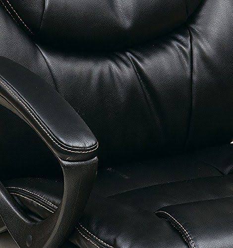 Faux Leather Manager's Chair with Padded Arms Black A87686