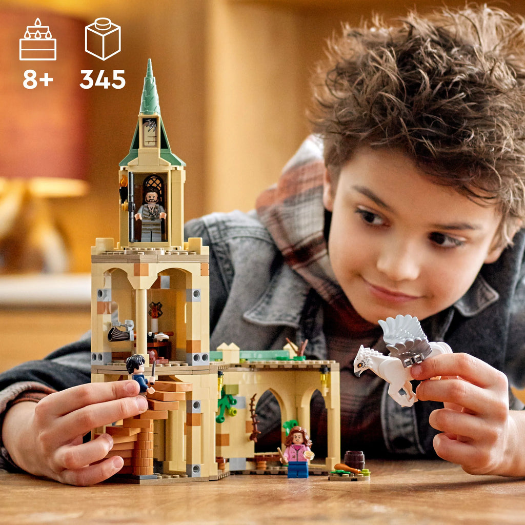 LEGO Harry Potter Hogwarts Courtyard Castle Tower Toy with Buckbeak Hippogriff Figure and Prison Cell R683