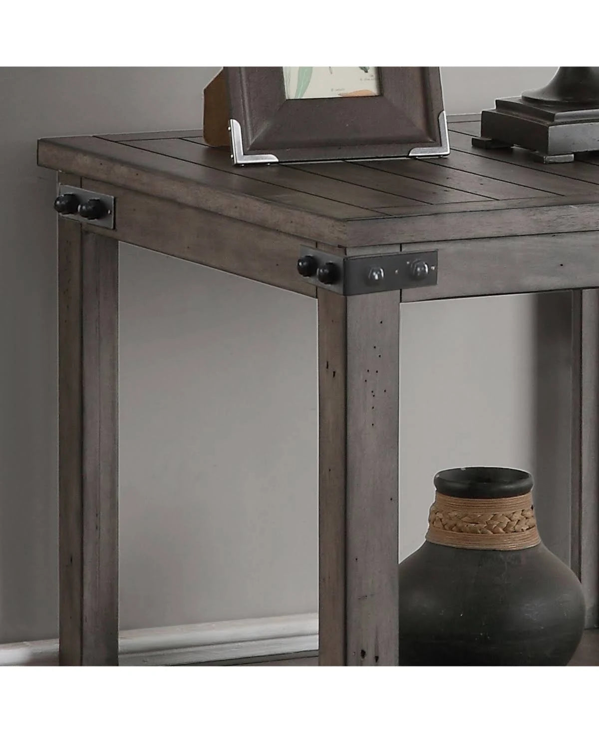 Gray End Table I545285